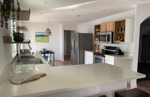 West Bradenton House | Large 4 BD with heated pool near Anna Maria Island and IMG