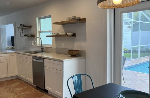 West Bradenton House | Large 4 BD with heated pool near Anna Maria Island and IMG