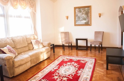 Outer Sunset House | Large 5 Bedroom House! 2 Baths with free parking & view! near Golden Gate Park