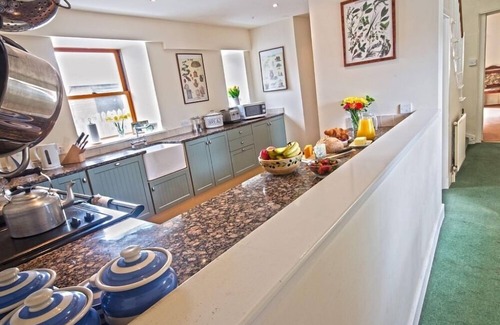 Newtonmore House | Large 7-bedroom Scottish house sleeping up to 15 in beautiful Highlands setting