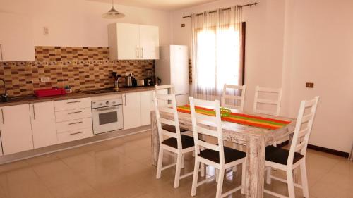 San Miguel de Abona Apartment | Large apartment on golf course