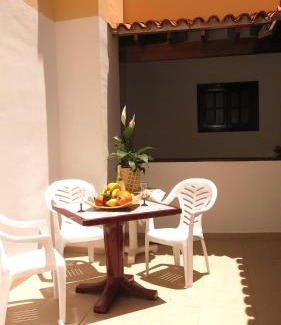 San Miguel de Abona Apartment | Large apartment on golf course