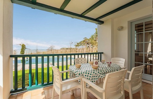 Behobie Apartment | Large apartment at the bordaberry estate