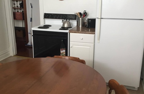 Marquette Apartment | Large Apartment In The Heart Of Marquette W/Cable & WiFi! Pet Friendly!