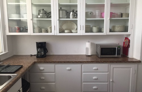 Marquette Apartment | Large Apartment In The Heart Of Marquette W/Cable & WiFi! Pet Friendly!