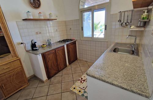 Kamma Apartment | Large apartment with terrace overlooking the sea and the pool!