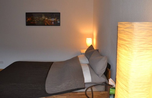 Mauenheim Apartment | Large attic, quiet and close to the center