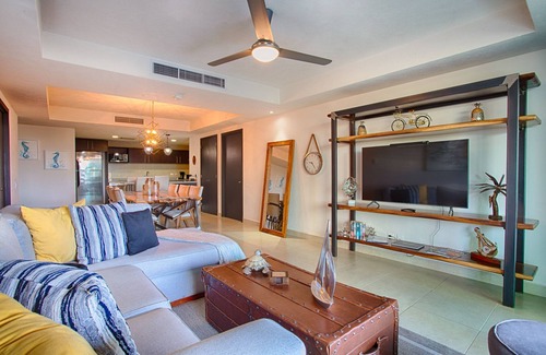 South Hotel Zone Condo | Large Balcony w/Quick Access to Beach, Pools, Gym
