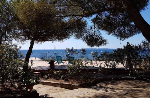 La Londe-les-Maures House | Large beachfront villa 6 bedrooms sleeps 14