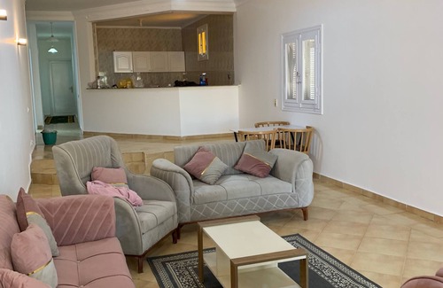 Sakkala Apartment | Large Beachfront Apartment in Hurghada