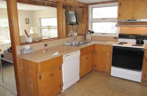 Provincetown House | Large Beautiful Family Home in the Heart of the West End! RPSH009