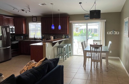 Diplomat Villa | Large Breed Dog-Friendly Home with Private Heated Pool & Hot Tub