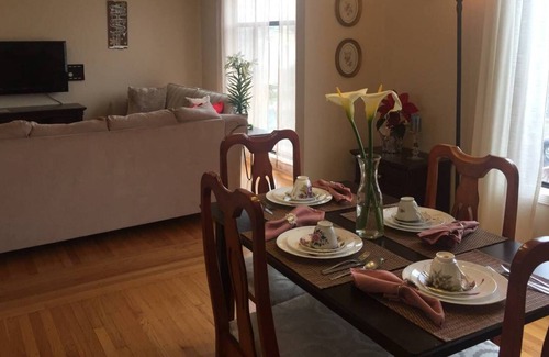 Outer Sunset Apartment | Large Bright 2 Bedroom w L Deck & One Free Parking Near Beach, Golden Gate Park