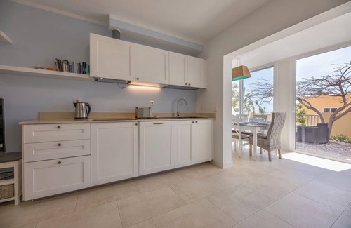 Bahia Calma Apartment | large bright 3 bedrooms 3 bathrooms garden quiet Wi-Fi