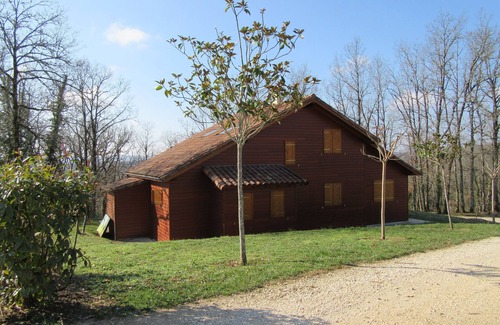 Lachapelle-Auzac House | Large bright chalet for 8 people with swimming pool on a golf course