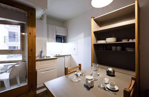Brides-les-Bains Apartment | Large Cabin - STUDIO WITH BALCON LOGGIA SOUTH EXPOSE