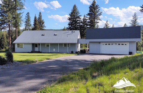 Seeley Lake House | Large, Comfortable Home | Sleeps 8 | On the Clearwater River | Dog Friendly