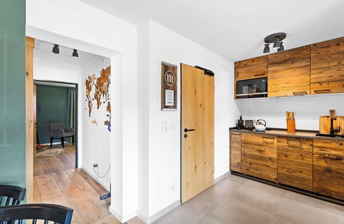 Reit im Winkl Apartment | Large Deluxe Suite | Pool & Sauna and mountain view