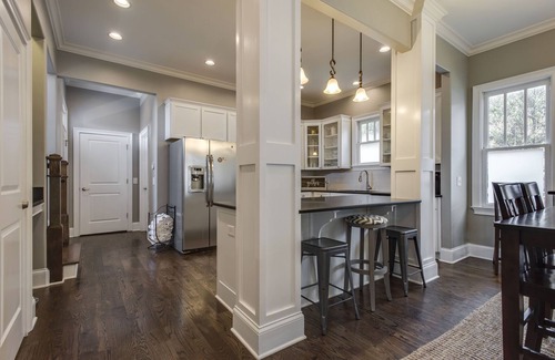 Hope Gardens House | Large Downtown House with Hot Tub & Entertaining Decks