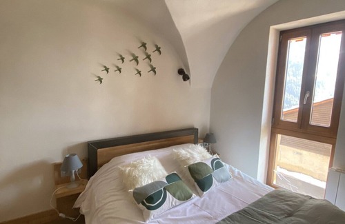 Vaujany Ski Chalet | Large duplex Chalet-Apartment in Alpe d'Huez Grand Domaine de Ski