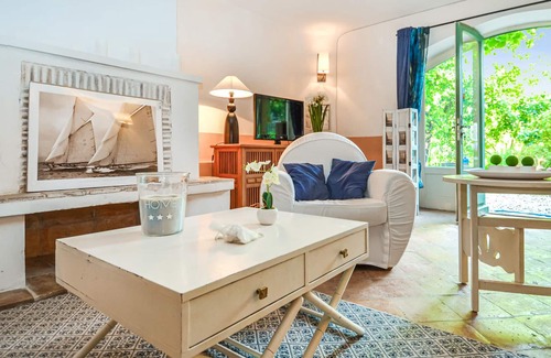 La Roque-sur-Ceze House | Large estate in a magical place in the nature reserve Cascades du Sautadet in La Roque-sur-Ceze.