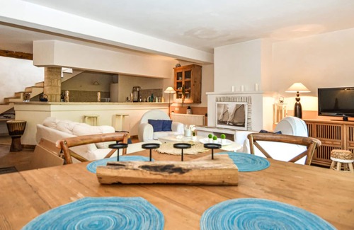 La Roque-sur-Ceze House | Large estate in a magical place in the nature reserve Cascades du Sautadet in La Roque-sur-Ceze.