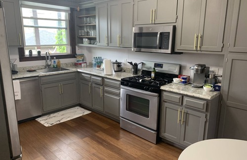 Pullman House | Large Executive Historic Row house in Historic Pullman