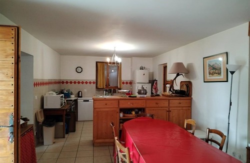 Bourg-Saint-Maurice Ski Chalet | Large family chalet 200m2, with garden, near pistes, les Arcs, la Rosière