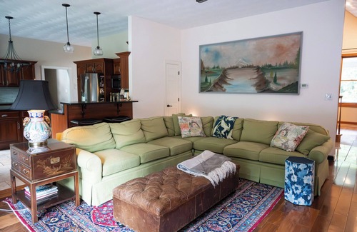 Troutville House | Large Family Home in Blue Ridge Mountains close to Roanoke/Blacksburg/Lynchburg