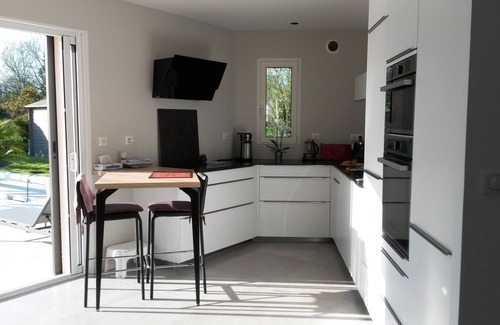 Guerande House | Large family home with heated outdoor pool, near medieval town