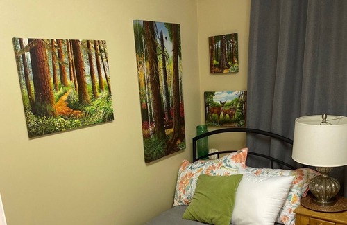 Regional District of Nanaimo Apartment | Large Floor level, Parksville Vacation Home Sleeps 7, Lots of free Parking,