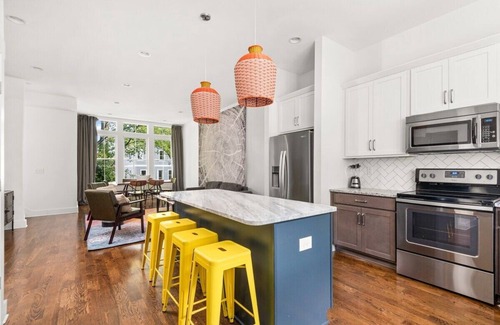 Nashville House | Large Groups! Side by Side Townhomes - Sleeps up to 20!