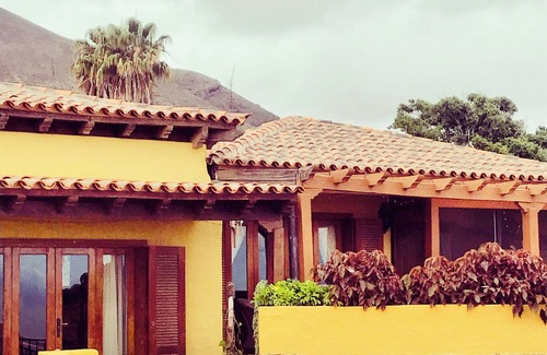 Granadilla de Abona Villa | Large Heated Pool, Hot Tub, Bar, Games Room, Gym, 2 Caves, New Outdoor Kitchen