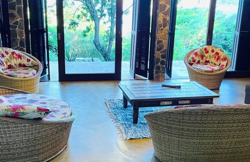 Florianopolis House | Large house on the edge of the lake, right on the sand. Privacy and comfort for up to 6