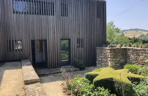 Batheaston House | Large House with hot tub near Bath