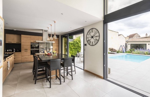 Cauderan House | Large house with pool in Bordeaux August 2025