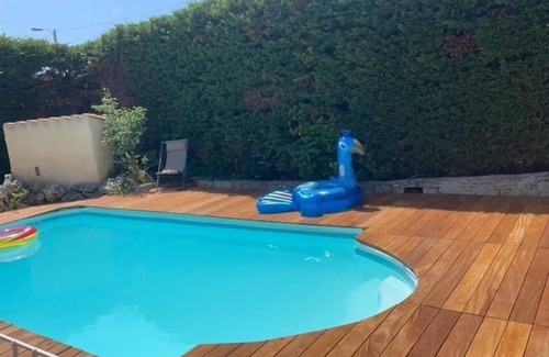 La Garde House | Large house with swimming pool 2 minutes from Le Pradet and close to the sea!