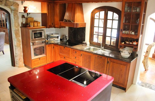 Coin House | Large idyllic country finca in the heart of the Coin countryside with waterfall.