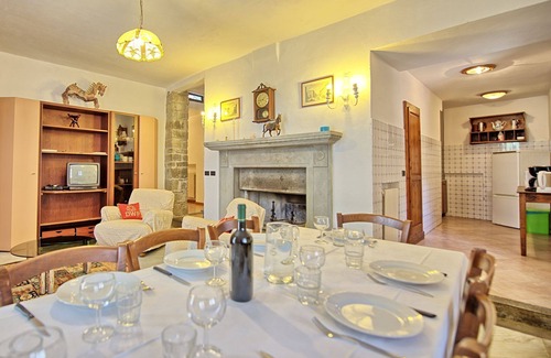Greve in Chianti Apartment | Large lodging in Chianti Villa, terrace for al fresco dining with WI-FI, quiet.R