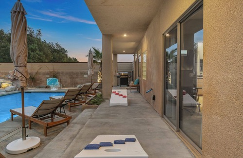 Desert Hot Springs House | Large lot, good size home 6 bds, billiards, close proximity to PS & golf