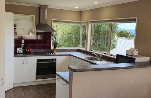 Lynmore House | Large & Luxurious Family Home in a Private and Peaceful area