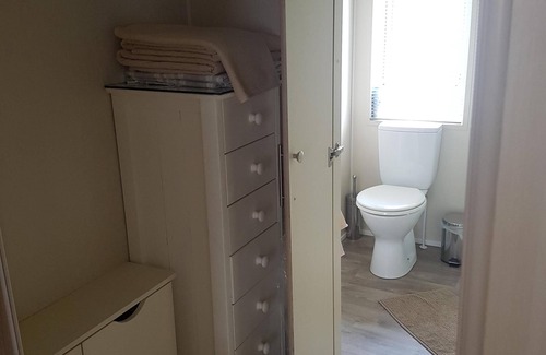 St Leonards-On-Sea Cabin | Large luxury lodge available to rent