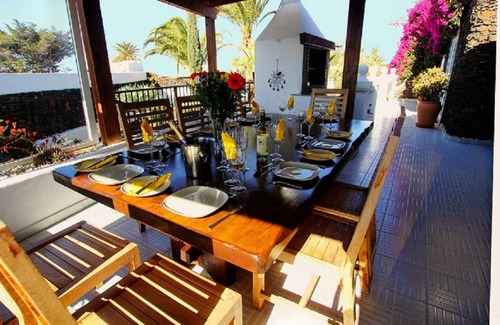 Los Mojones Villa | Large Luxury Villa in great location Hot Tub, A/C, Pool Table,Table Tennis,Wifi,