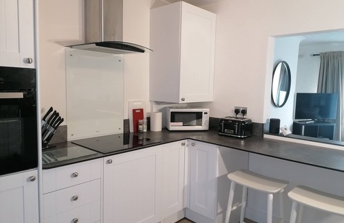 Brixham House | Large Modern 4 Bed House can be arranged as 2 separate connecting apartments.