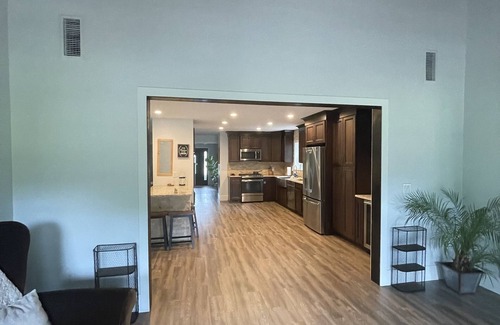 Asheville House | Large Modern Farmhouse on 3 acres 7 minutes from downtown