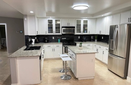 Las Vegas House | Large modern home, perfect for large groups. Minutes from the strip.