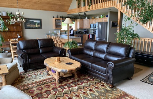 Georgetown House | Large mountain home with stunning views of Georgetown Lake and Pintler Range