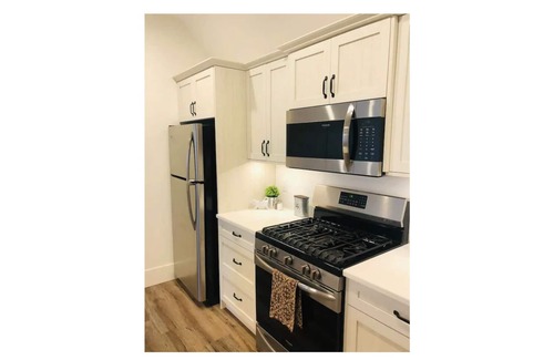 South Pandosy Other | Large New Suite on a Hidden Estate in Kelowna on a Quiet Rural Setting