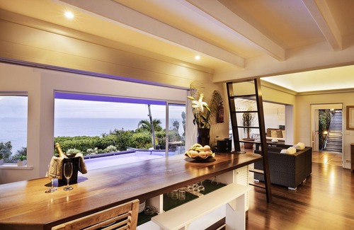 Vitet House | Large Ocean View Villa Hanging In The Quiet