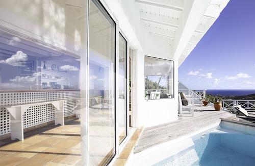 Vitet House | Large Ocean View Villa Hanging In The Quiet